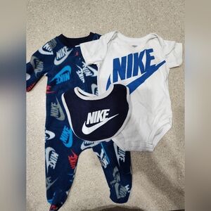 Baby Nike bundle